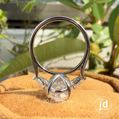 4.00 CT Oval Step Cut Moissanite Engagement Ring, Three Stone Wedding Ring, Shield Cut Moissanite, Trilogy Ring, Cocktail Ring for Women