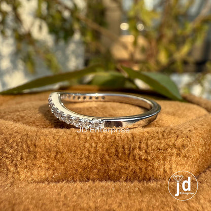 Dainty Curved Moissanite Wedding Band, 0.23 TCW Round Moissanite Half Eternity Engagement Band, Stackable Band, Anniversary Gift, Bridal Set