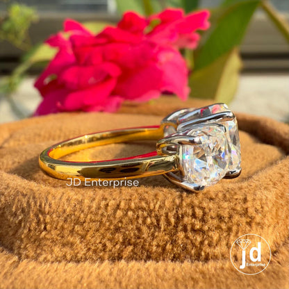 Three Stone Cushion Cut Moissanite Engagement Ring, Two-Tone Trilogy Ring, Square Cushion Wedding Ring, Anniversary Gifts Ring, Bridal Ring