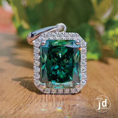5.00 CT Green Radiant Cut Moissanite Pendant for Necklace, Halo Wedding Pendant, Bridal Set, Basket Set Pendant for Anniversary Gifts