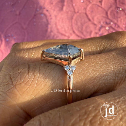 3.50 CT Kite Cut Salt and Pepper Moissanite Diamond Ring, Vintage Engagement Ring, Art Deco Wedding Ring, Cluster Anniversary Gifts Ring