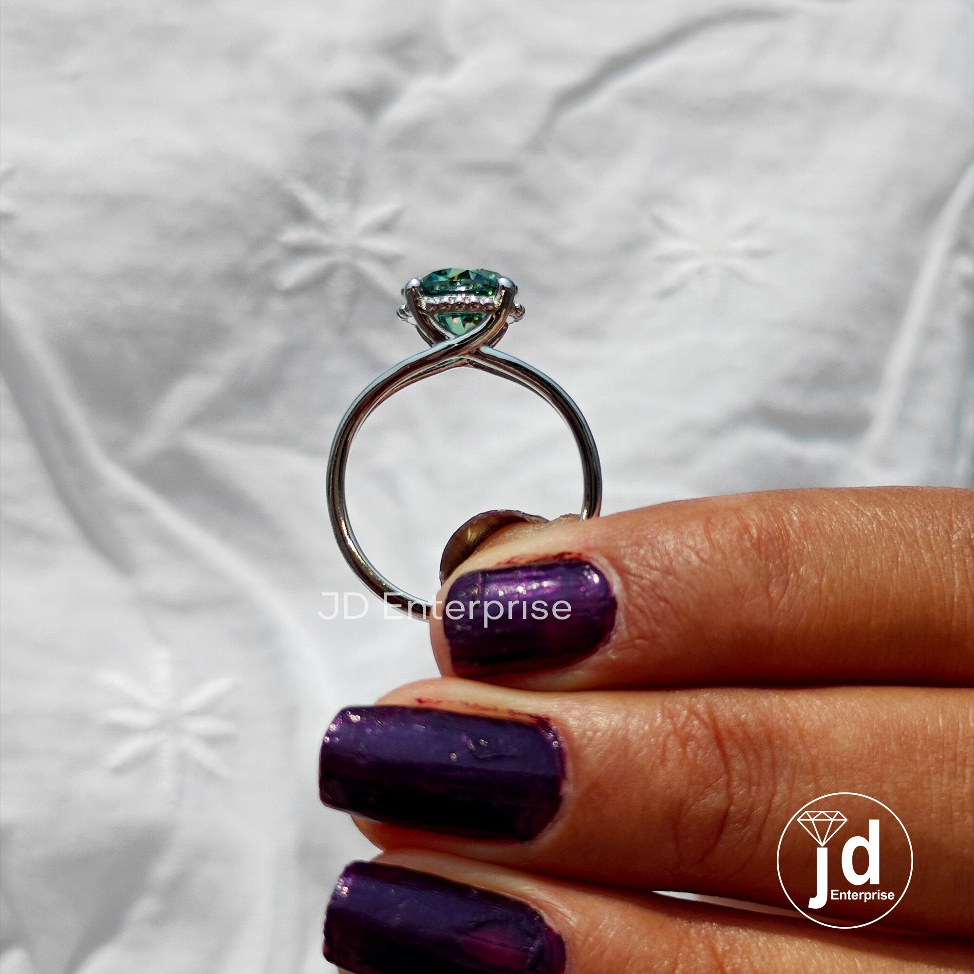 2.36 CT Round Cut Green Moissanite Engagement Ring, Solitaire Ring, Wedding Ring, Split Shank Ring, Bridal Ring, Anniversary Gift Ring