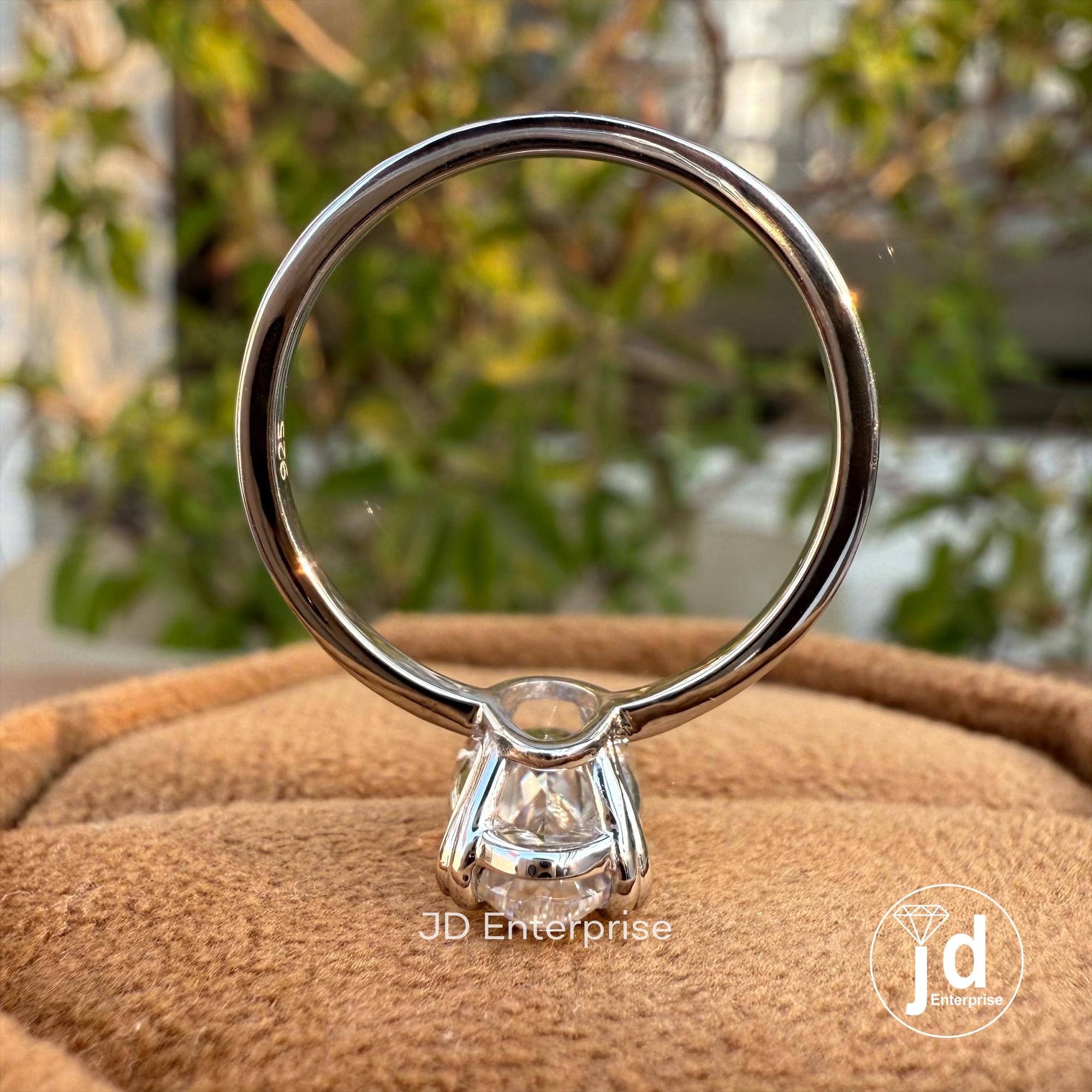Solitaire Moissanite Wedding Ring, 2.0 CT Old Mine Moval Engagement Ring, Colorless Moissanite Bridal Ring, Double Claw Prong, Proposal Ring