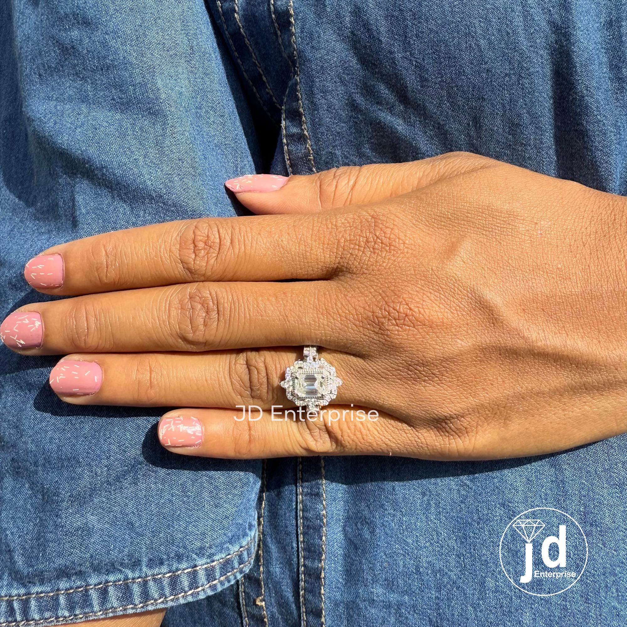 2.0 TW Emerald Cut Moissanite Vintage Engagement Ring, Flower Style Halo Wedding Ring, Milgrain Detailing Ring, Two Row Pave Set Bridal Ring
