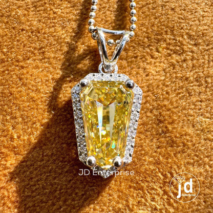 4.00 CT Coffin Cut Canary Yellow Moissanite Pendant, Pendant for Necklace, Halo Wedding Pendant, Antique Moissanite White/Yellow/Rose Gold