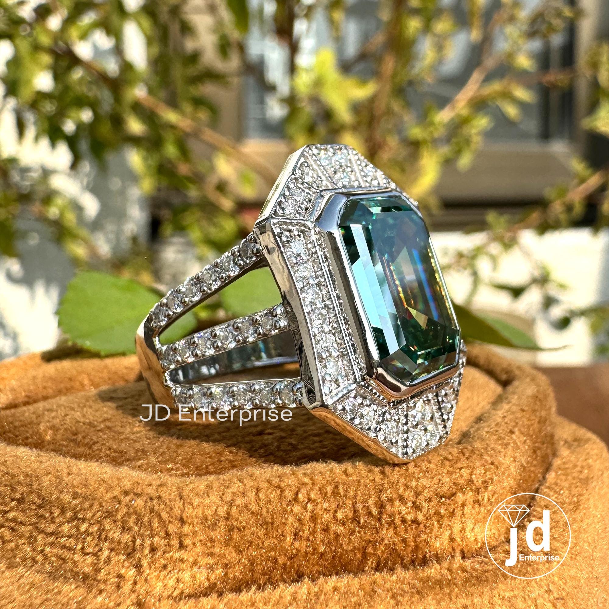 6.50 CT Bezel Set Emerald Cut Bluegreen Moissanite Engagement Ring, Celebrity Style Halo Wedding Ring, Split Pave Bridal Ring, Anniversary