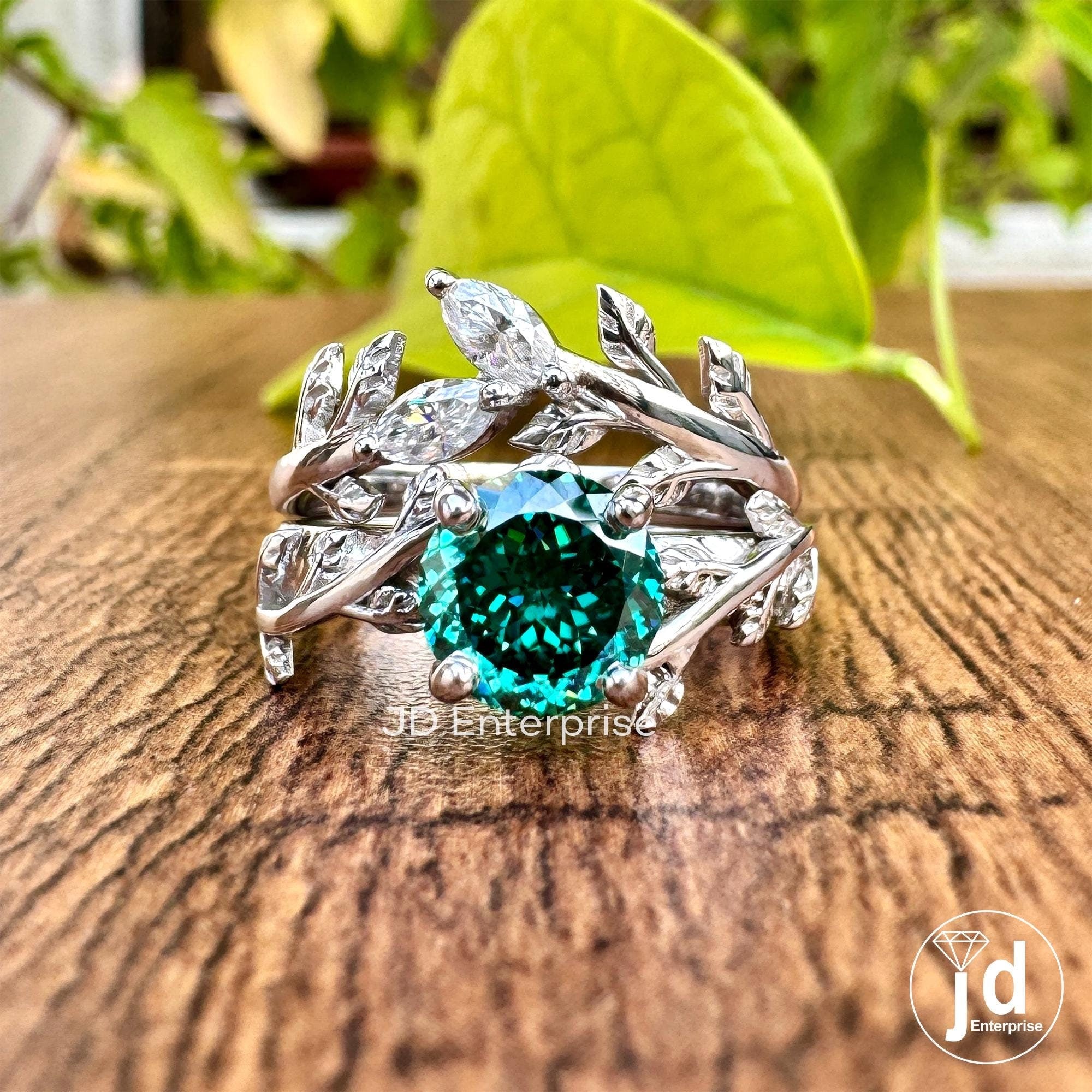 1.25 CT Portuguese Cut Green Moissanite Wedding Ring Set, Vintage Leaf Engagement Ring Set, Nature Inspired Anniversary Matching Band