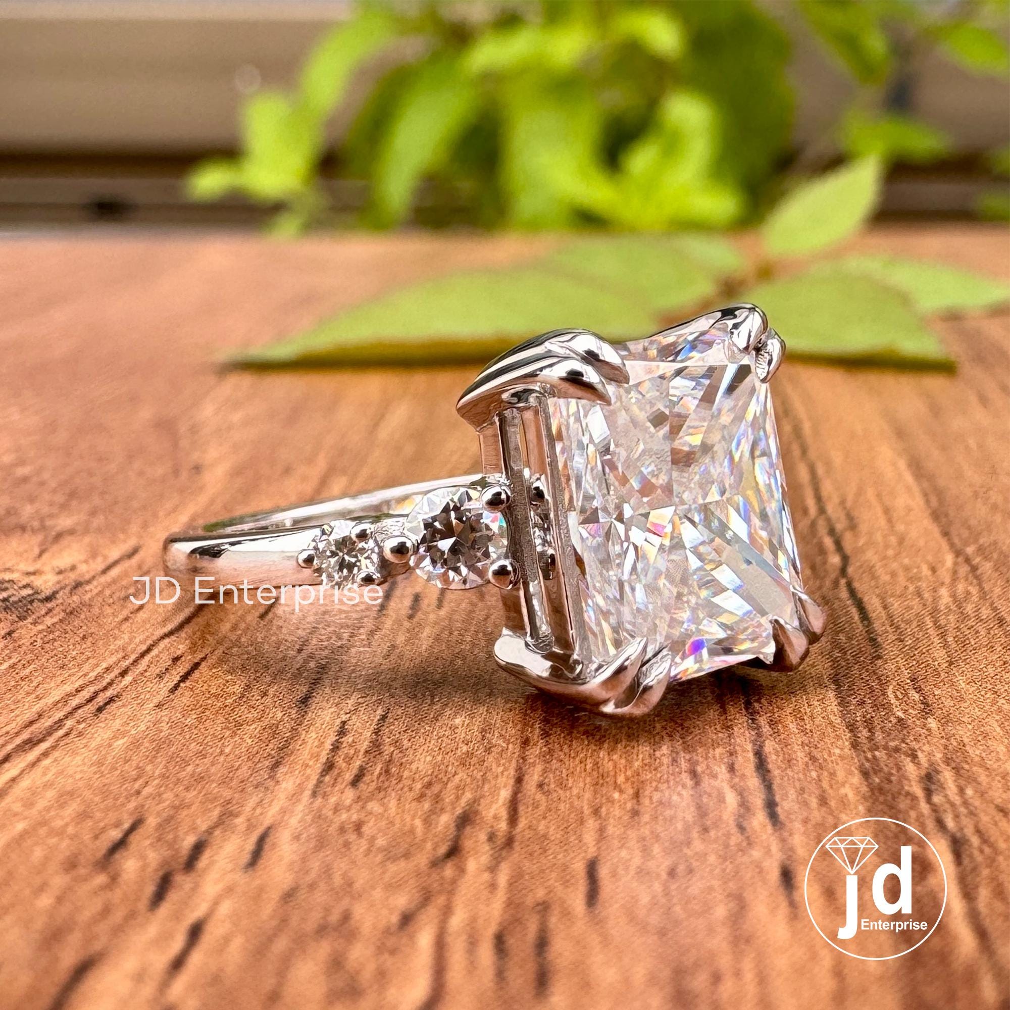 3.00 TW Colorless Radiant Cut Moissanite Engagement Ring, Five Wedding Stone Ring, Anniversary Ring for Her, Promise Ring for Women