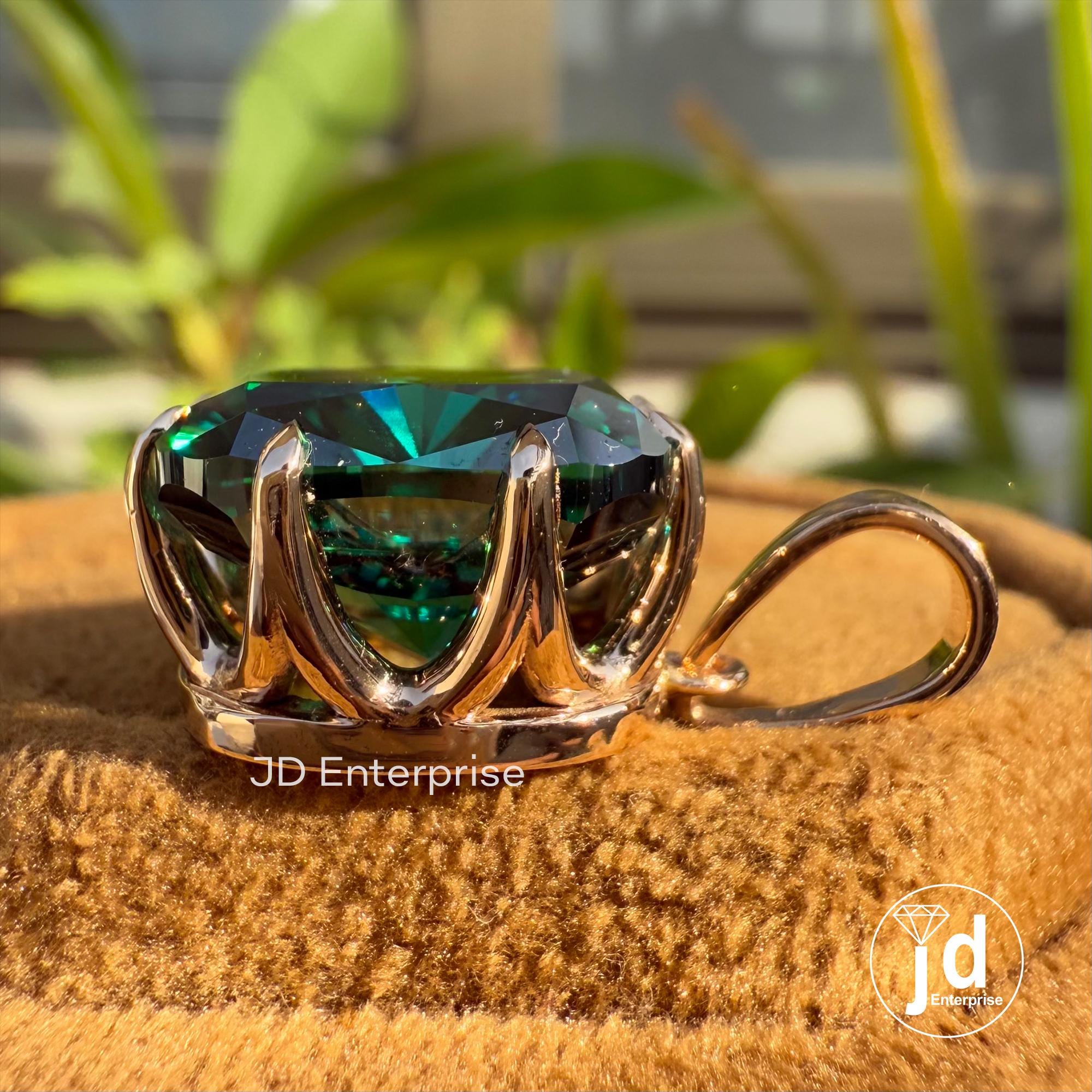 12.50 CT Cushion Cut Dark Green Moissanite Pendant for Necklaces, Vintage Solitaire Wedding Pendant, Claw Prong Setting, Rose Gold Pendant