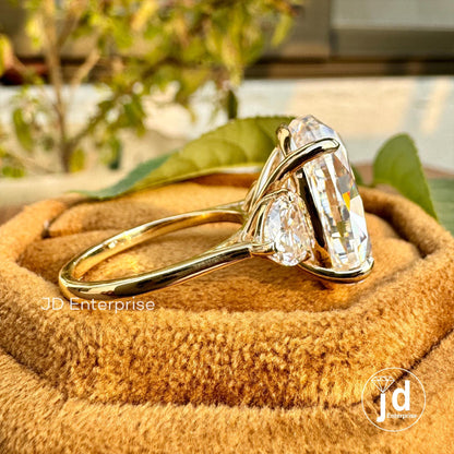 Three Stone Oval Engagement Ring, Luxury Wedding Ring, 13.50 TCW Oval & Heart Shape Celebrity Style Bridal Ring, Large Oval Yellow Gold Ring