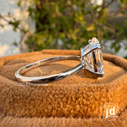 Solitaire Moissanite Wedding Ring, 2.0 CT Old Mine Moval Engagement Ring, Colorless Moissanite Bridal Ring, Double Claw Prong, Proposal Ring