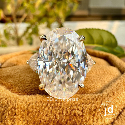 Three Stone Oval Engagement Ring, Luxury Wedding Ring, 13.50 TCW Oval & Heart Shape Celebrity Style Bridal Ring, Large Oval Yellow Gold Ring