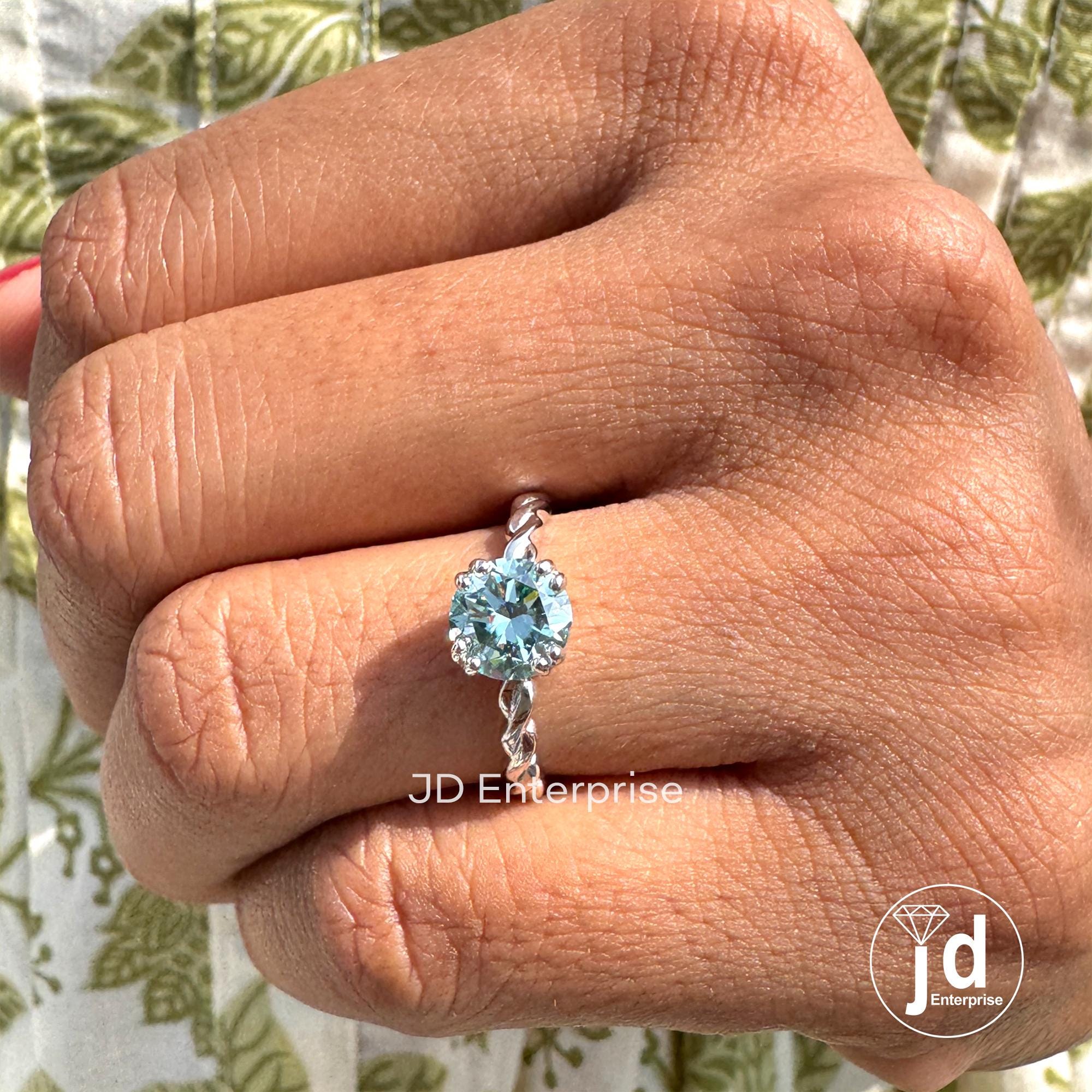 1.00 CT Round Cut Cyan Bule Moissanite Solitaire Engagement Ring, Claw Prongs, Twisted Rope Band, Wedding Ring, Anniversary Gift