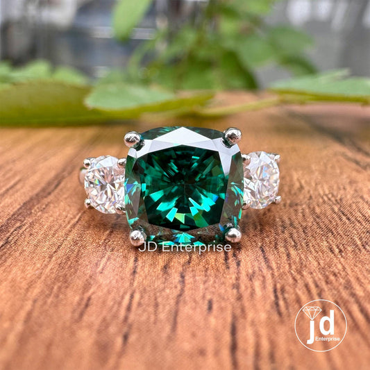 4.00TCW Cushion Cut Green Moissanite Engagement Ring, Three Stone Ring, White Gold Bridal Ring, Cocktail Anniversary Gift Ring, Wedding Ring