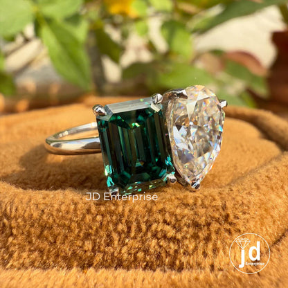 Colorless Pear & Green Emerald Moissanite Toi Et Moi Engagement Ring, Two Stone Wedding Ring for Her, Anniversary Gifts, Proposal Ring