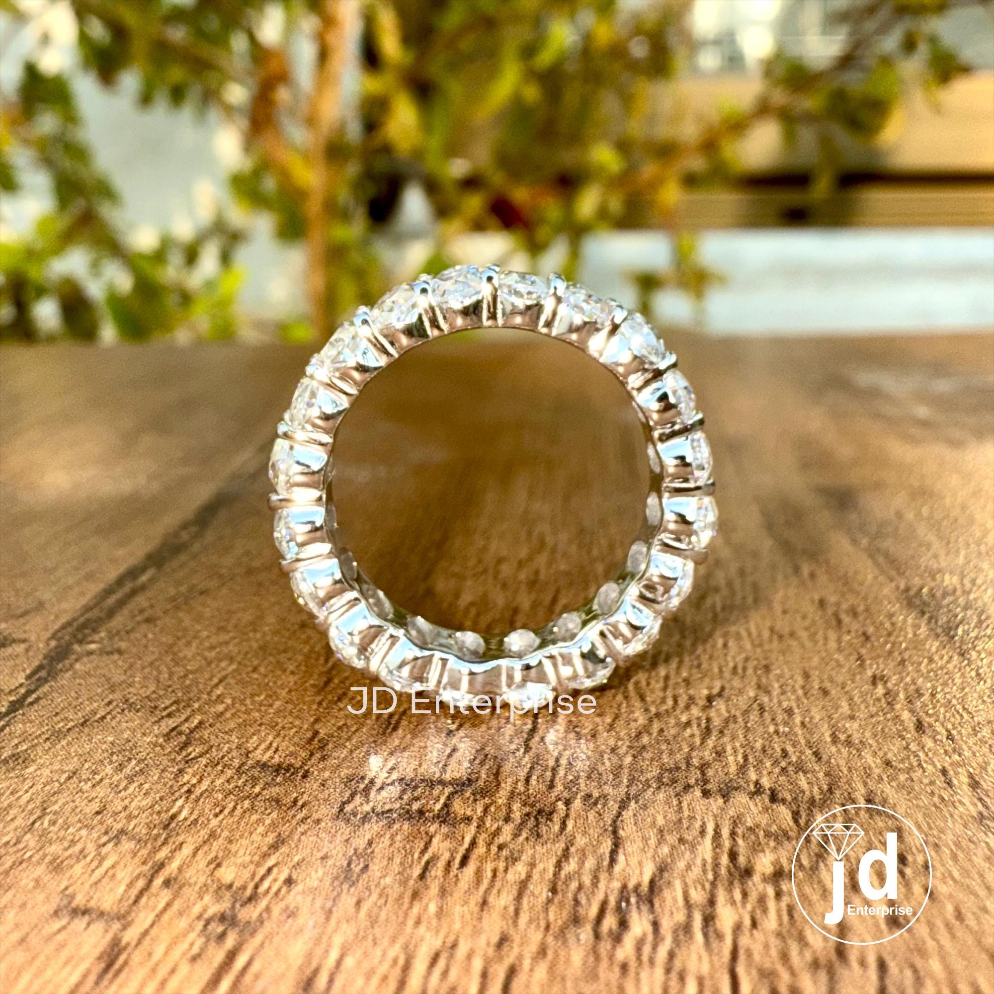 Oval Moissanite Engagement Band, 5x3 MM Oval Moissanite Eternity Band, Matching Wedding Band, Stackable Band, Bridal Band, Anniversary Gift