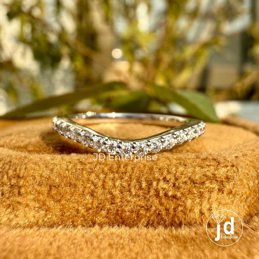 Dainty Curved Moissanite Wedding Band, 0.23 TCW Round Moissanite Half Eternity Engagement Band, Stackable Band, Anniversary Gift, Bridal Set