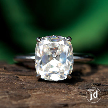 Vintage Style 3.50 CT Colorless Cushion Old Mine Cut Moissanite Engagement Ring, Solitaire Ring, Hidden Halo Wedding Ring, Anniversary Gifts
