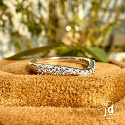 Dainty Curved Moissanite Wedding Band, 0.23 TCW Round Moissanite Half Eternity Engagement Band, Stackable Band, Anniversary Gift, Bridal Set