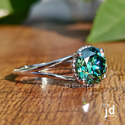 2.36 CT Round Cut Green Moissanite Engagement Ring, Solitaire Ring, Wedding Ring, Split Shank Ring, Bridal Ring, Anniversary Gift Ring