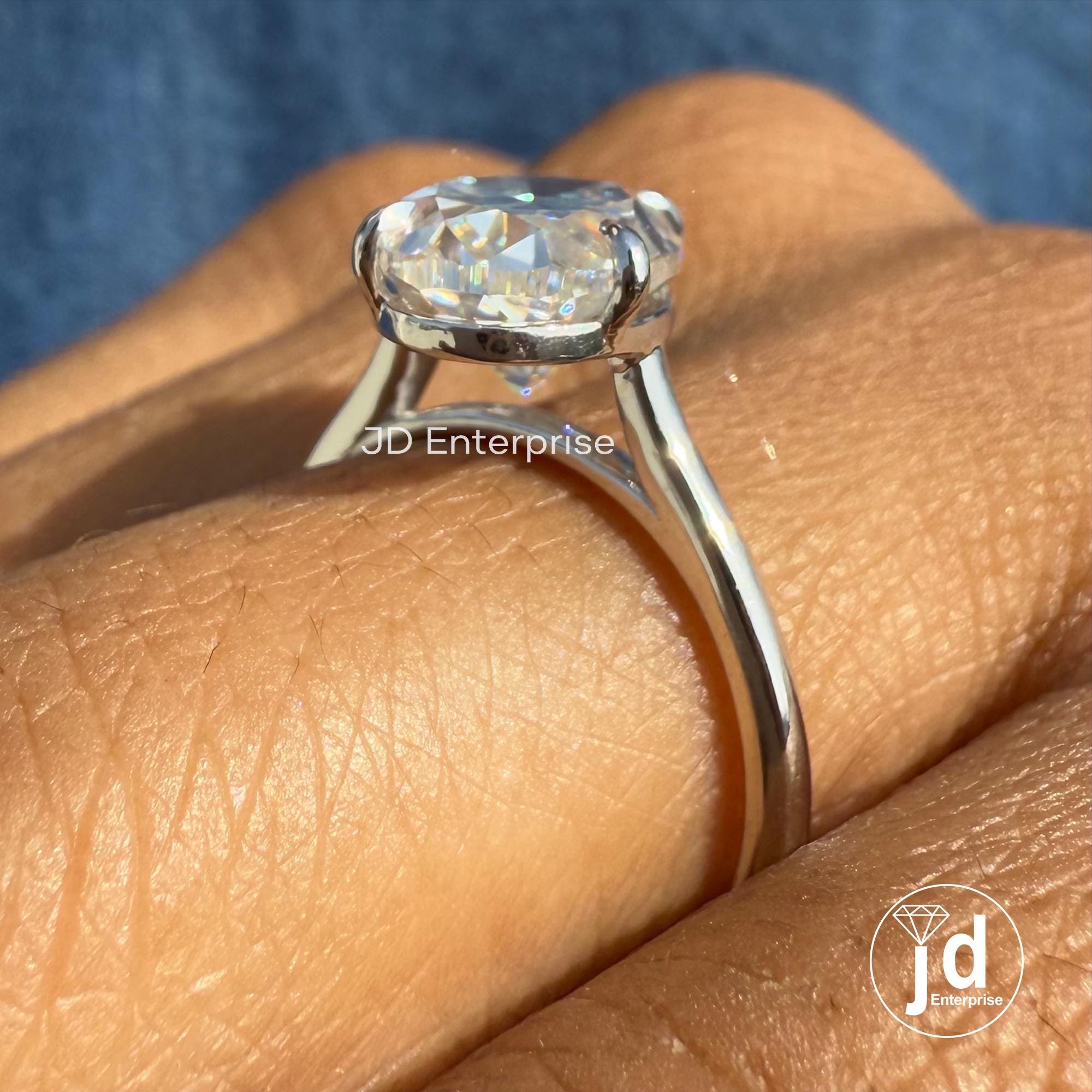 Vintage 4.00 CT Old Mine Oval Cut Moissanite Engagement Ring, Solitaire Wedding, Ring, Claw Prongs Set, Bridal Ring, Anniversary Gifts Ring