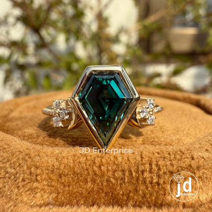 2.00 CT Green Kite Cut Moissanite Engagement Ring, Bezel Set Wedding Ring, Milgrain Work Bridal Ring, Anniversary Gifts, Proposal Ring