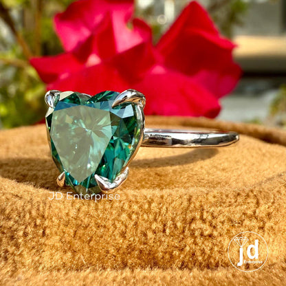 3.20 CT Heart Shape Green Moissanite Engagement Ring, Solitaire Ring, Wedding Ring, Claw Prongs, Perfect Ring for Proposal, Bridal Ring