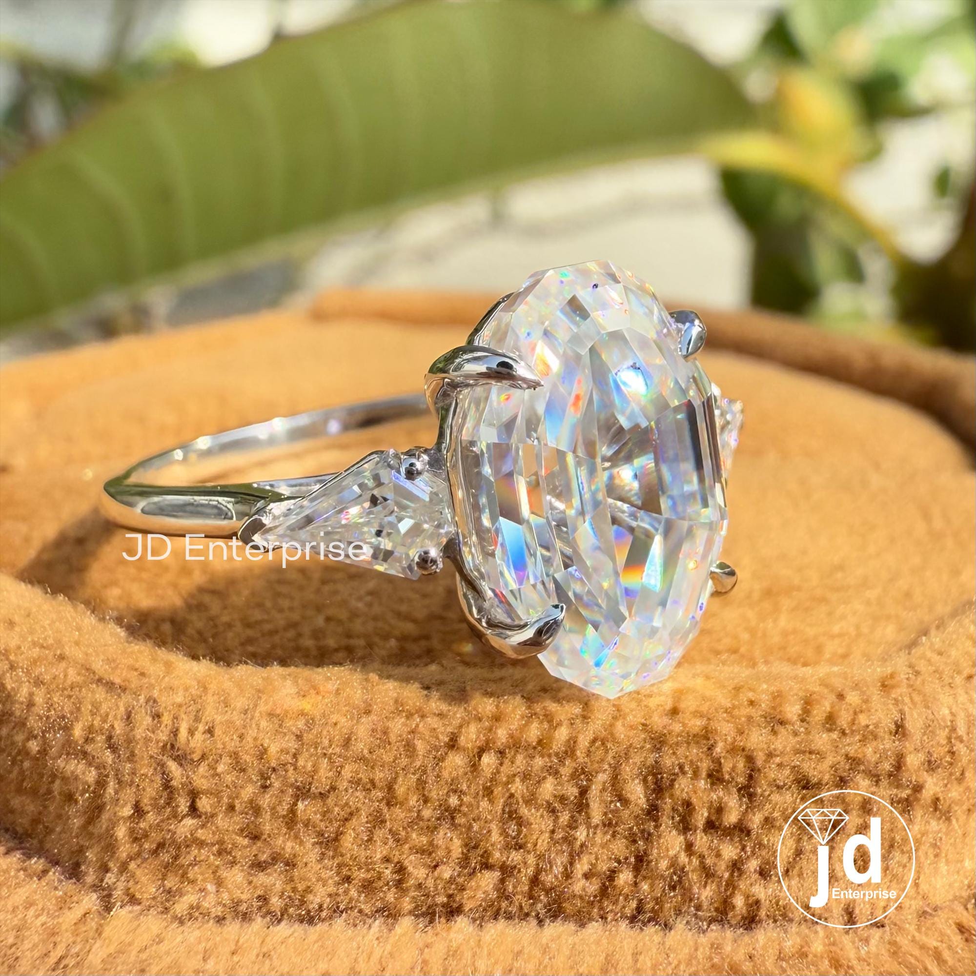 4.00 CT Oval Step Cut Moissanite Engagement Ring, Three Stone Wedding Ring, Shield Cut Moissanite, Trilogy Ring, Cocktail Ring for Women