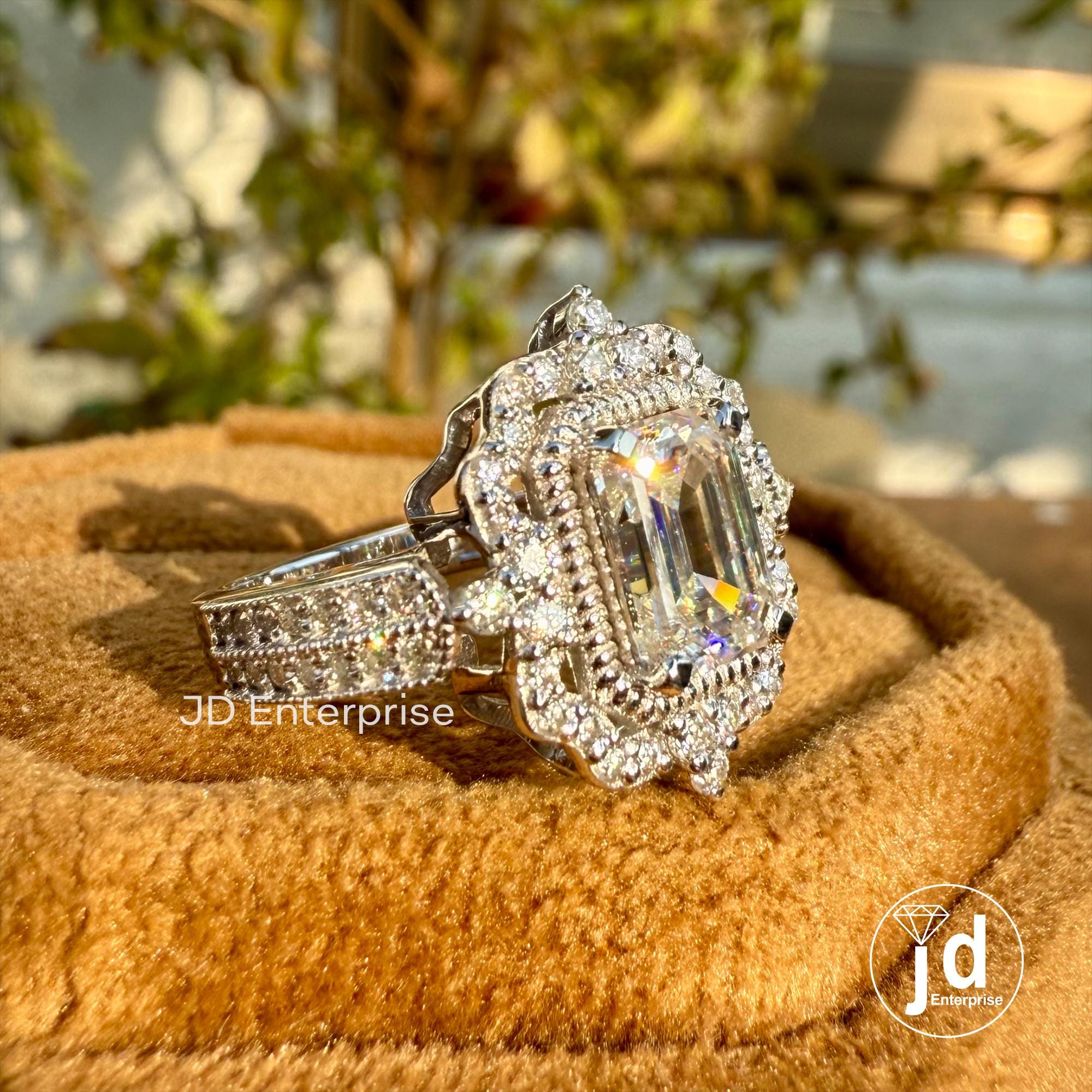 2.0 TW Emerald Cut Moissanite Vintage Engagement Ring, Flower Style Halo Wedding Ring, Milgrain Detailing Ring, Two Row Pave Set Bridal Ring