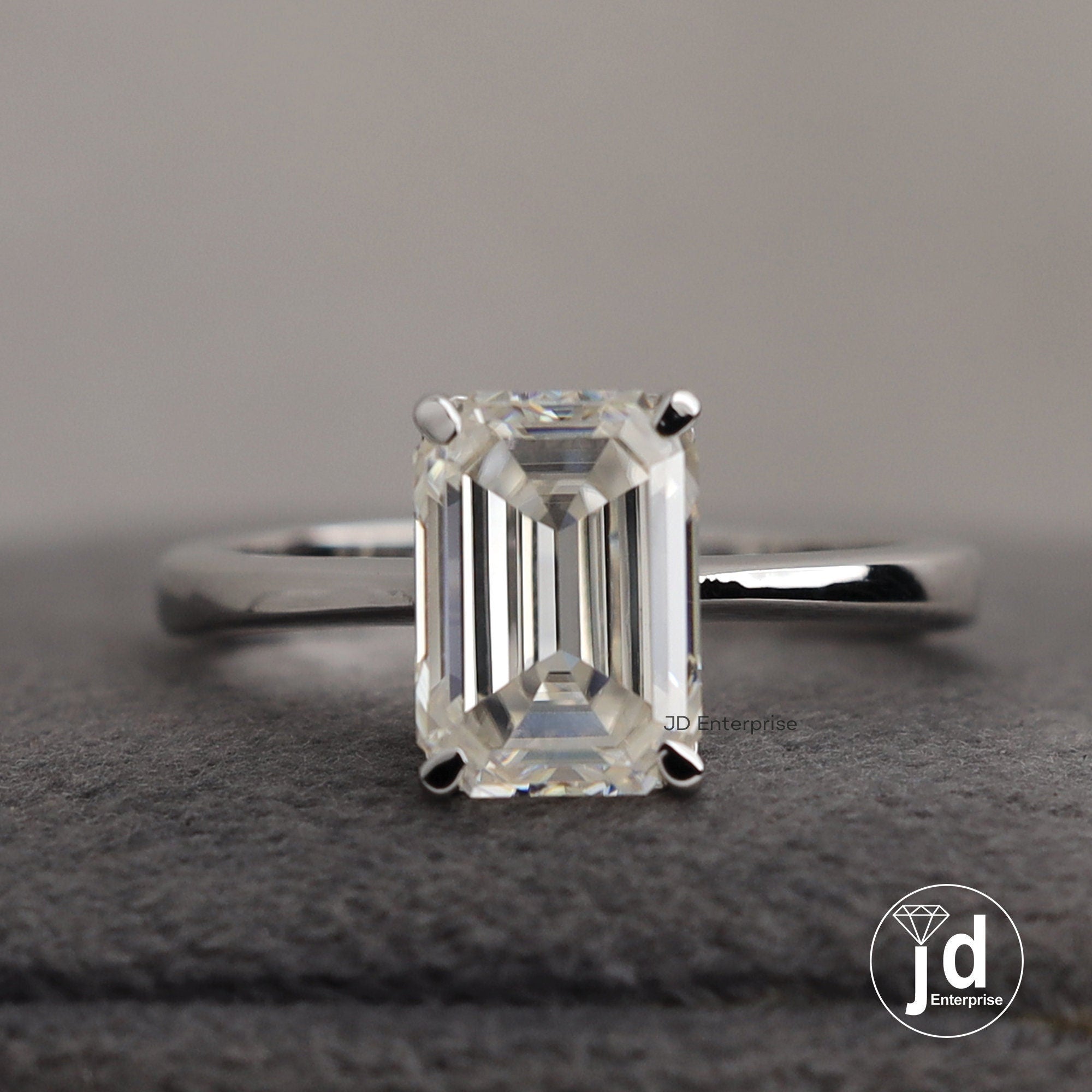 Timeless Elegance 3.00 CT Colorless Emerald Cut Moissanite Engagement Ring, Solitaire Wedding Ring, Anniversary Gifts Ring, Promise Ring