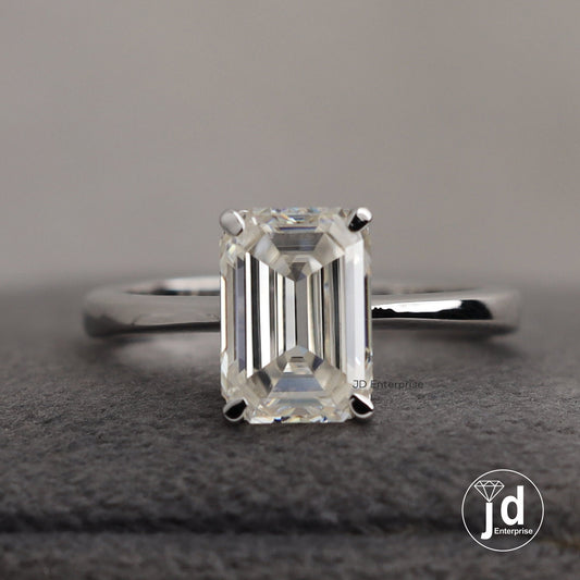 Timeless Elegance 3.00 CT Colorless Emerald Cut Moissanite Engagement Ring, Solitaire Wedding Ring, Anniversary Gifts Ring, Promise Ring